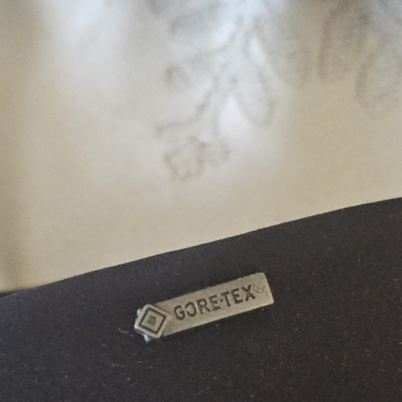 Ecco Womens Felicia GTX Slip On Shoes Loafers Sz 39 Black Waterproof - Picture 12 of 13